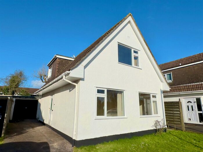 3 Bedroom Detached House For Sale In St Kew Highway, PL30