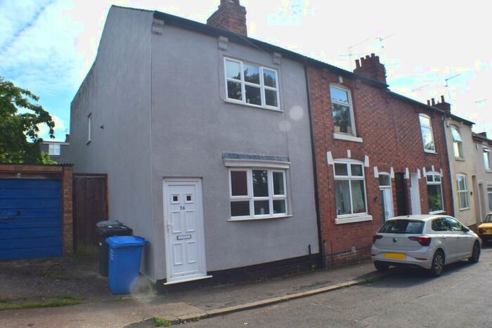 3 Bedroom Terraced House To Rent In Spencer Street, Kettering, NN16