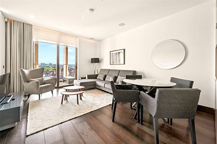 2 Bedroom Flat To Rent In Kings Gate, Kings Gate Walk, Westminster, London, SW1E