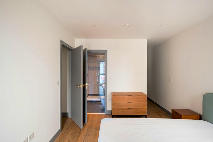 2 Bedroom Flat To Rent In The Gessner, Watermead Way, Tottenham Hale, N17