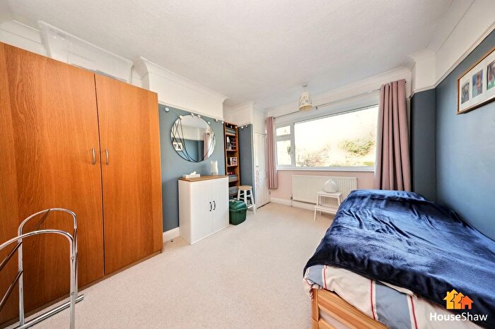 3 Bedroom Semi-Detached House For Sale In Westover Road, Downley, High Wycombe, HP13