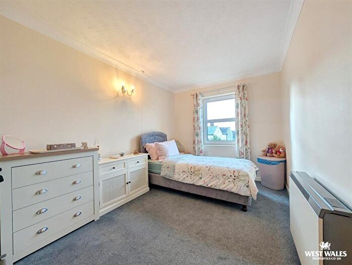 1 Bedroom Apartment For Sale In Homerees House, The Parade, Carmarthen, SA31