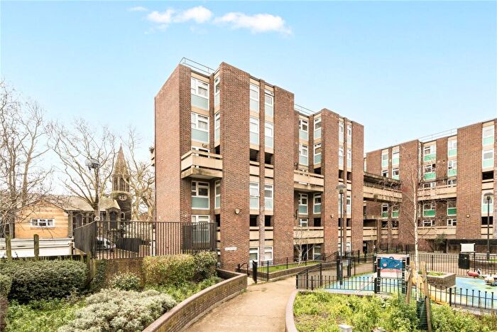 2 Bedroom Flat For Sale In Mary James House, St. Peter's Close, London, E2
