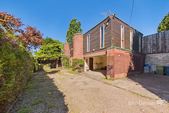 3 Bedroom Detached House For Sale In Whitgreave, Stafford, ST18