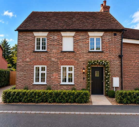 3 Bedroom End Of Terrace House For Sale In B, High Street, North Crawley, MK16