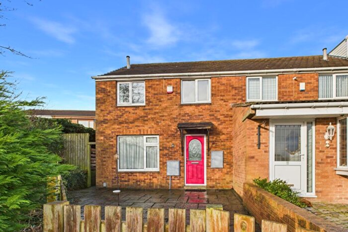 3 Bedroom Semi Detached House For Sale In Loosemore Drive, Sheffield, South Yorkshire, S12