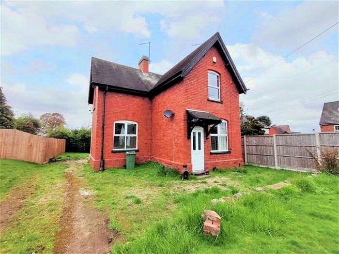 3 Bedroom House To Rent In Stourbridge Road, Hagley, Stourbridge, DY9