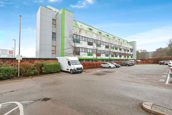 2 Bedroom Flat For Sale In Kings Road, Stevenage, SG1