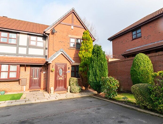 2 Bedroom End Of Terrace House For Sale In Fairfield Drive, Ormskirk, Lancashire, L39