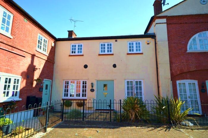3 Bedroom Terraced House To Rent In Coopers Mews, Watford, WD25