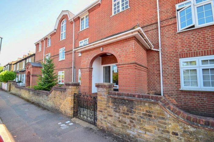 1 Bedroom Flat To Rent In All Saints Road, London, SW19
