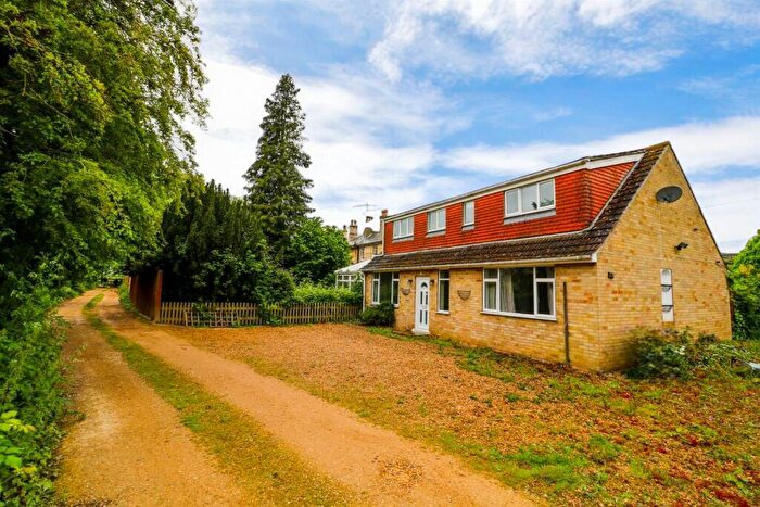 4 Bedroom Detached House For Sale In Lincoln Rd, Deeping Gate, Peterborough, Cambs, PE6