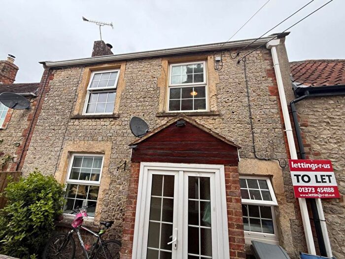 1 Bedroom Property To Rent In Bread Street, Warminster, Wiltshire, BA12