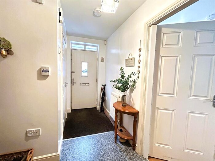 4 Bedroom Town House For Sale In Leighton Way, Belper, DE56