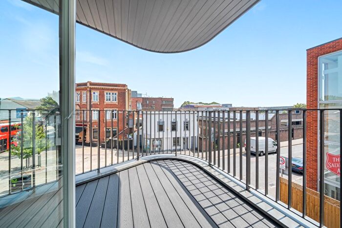 2 Bedroom Flat To Rent In Broadway, Bexleyheath, DA6