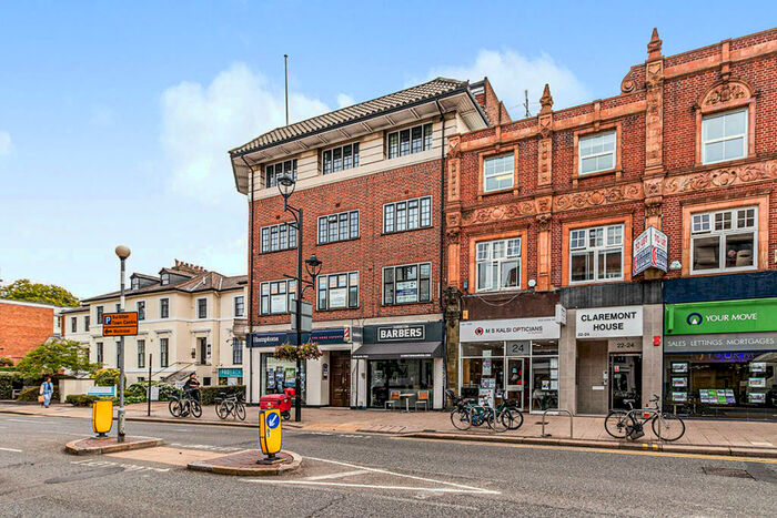 1 Bedroom Flat To Rent In Claremont Road, Surbiton, KT6
