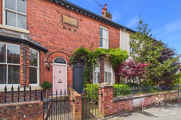 2 Bedroom Terraced House For Sale In Derby Road, Poulton-le-Fylde, Lancashire, FY6