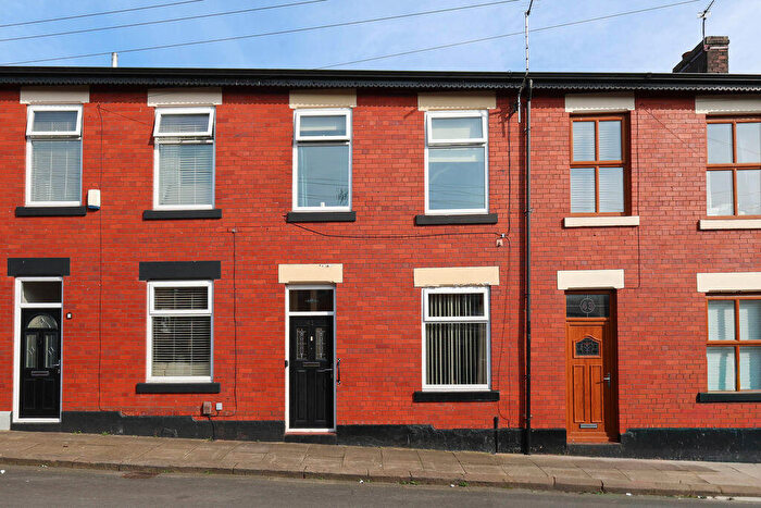 3 Bedroom Terraced House For Sale In Rosehill Street, Heywood, OL10