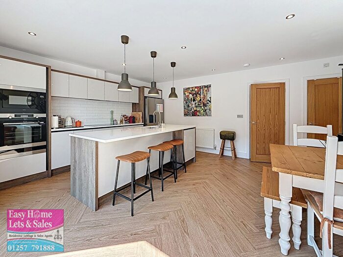 3 Bedroom Semi Detached House For Sale In Wigan Road, Euxton, PR7