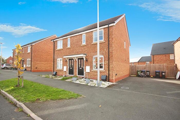 2 Bedroom Semi Detached House For Sale In Waterton Way, Bishops Tachbrook, Leamington Spa, CV33