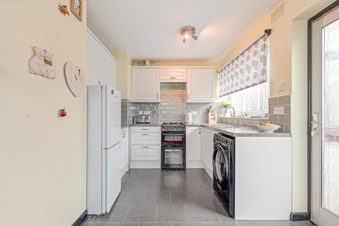 2 Bedroom Bungalow For Sale In Pentridge Close, Wigston, Leicestershire, LE18