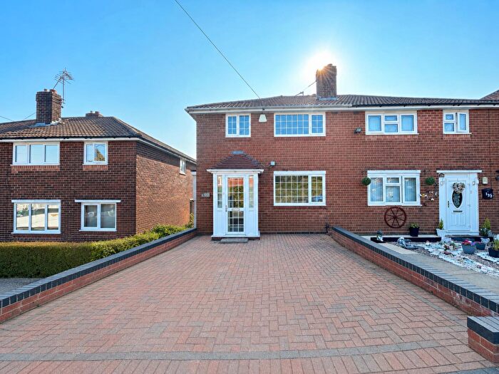 3 Bedroom Semi-Detached House To Rent In Regent Road, Tividale, Oldbury, B69