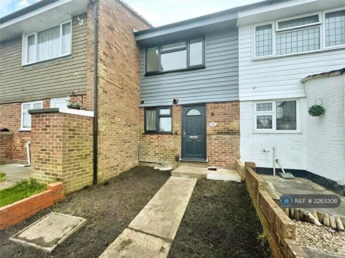 2 Bedroom Terraced House To Rent In Tatler Close, Chatham, ME5