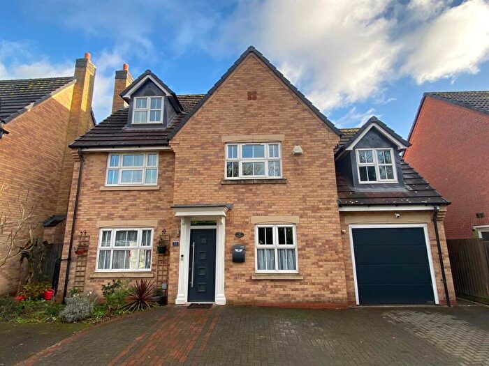 5 Bedroom Detached House For Sale In Lysander Drive, Chellaston, Derby, DE73