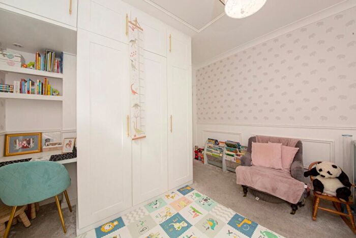 2 Bedroom Detached House For Sale In Sydenham Park Road, London, SE26