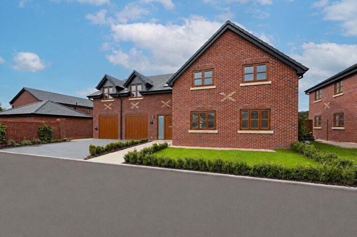 5 Bedroom Detached House For Sale In Smithy Barn, Preston Road, Chorley, PR7
