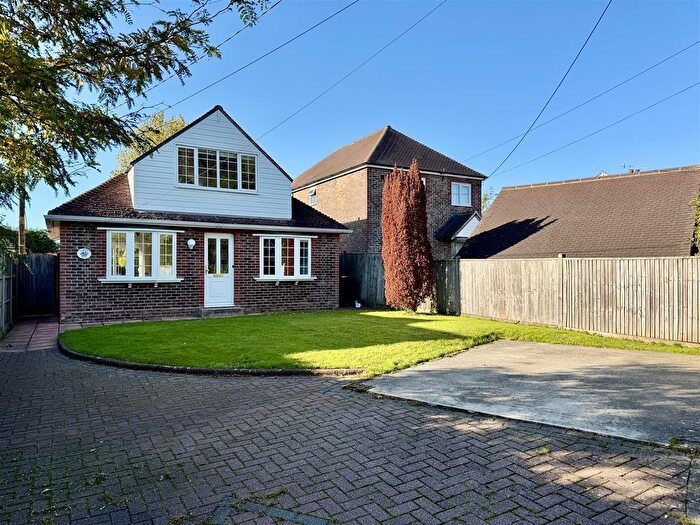 2 Bedroom Detached House To Rent In Potmans Lane, Bexhill-On-Sea, TN39