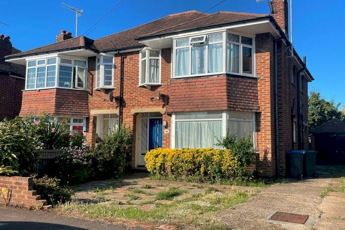1 Bedroom Flat To Rent In Bruce Avenue, Worthing, BN11