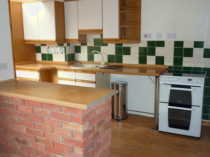 3 Bedroom Terraced House To Rent In Hunters Field, Stanford In The Vale, SN7