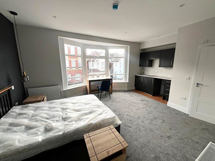 1 Bedroom Maisonette To Rent In Ashley Road, Poole, BH14