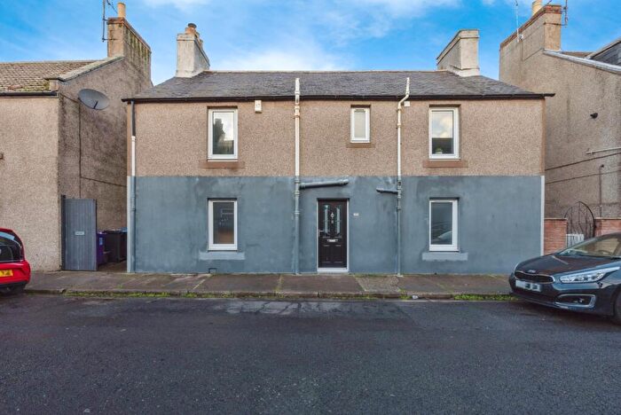 3 Bedroom Flat For Sale In Reform Street, Montrose, Angus, DD10