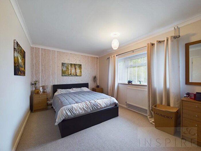 2 Bedroom Apartment To Rent In Gales Drive, Crawley, RH10
