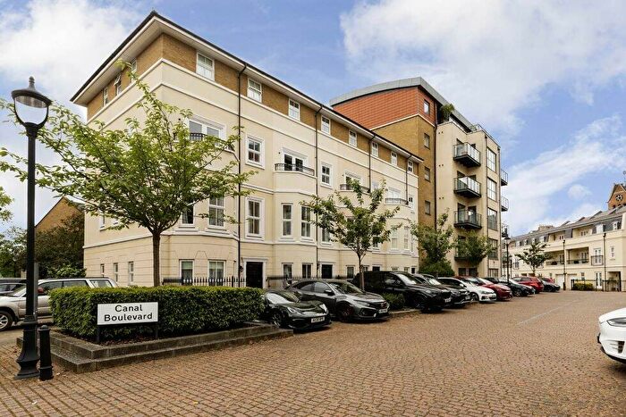 2 Bedroom Flat To Rent In Canal Boulevard, Camden, NW1