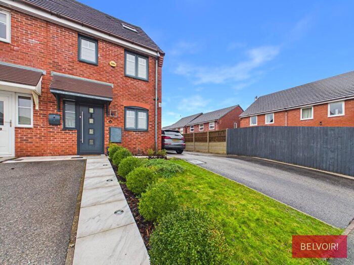 3 Bedroom End Of Terrace House To Rent In Charles Street, Brymbo, LL11