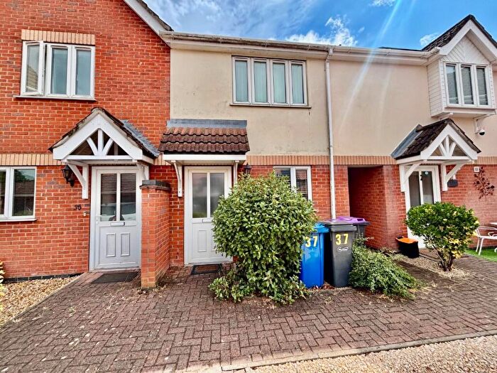 2 Bedroom House For Sale In Hickman Court, Gainsborough, DN21