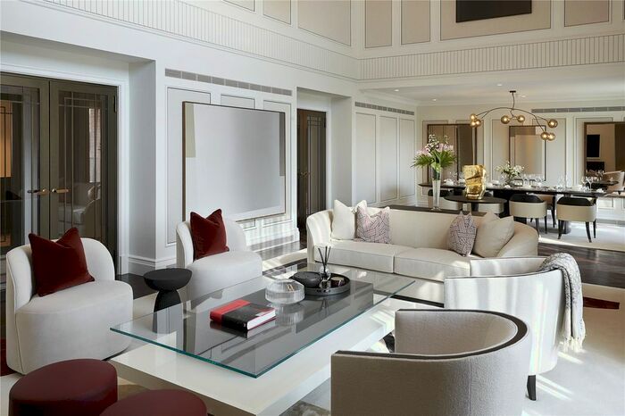 1 Bedroom Flat For Sale In Knightsbridge Gate, Knightsbridge, London, SW1X