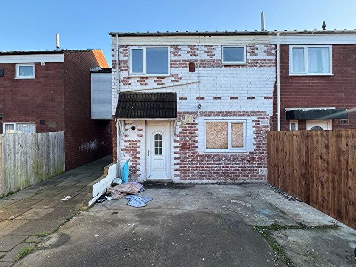 3 Bedroom End Terrace House For Sale In Mason Walk, Hartlepool, TS24