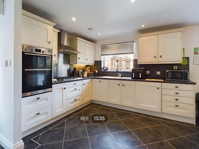 4 Bedroom Detached House To Rent In Coopers Croft, Leven, HU17