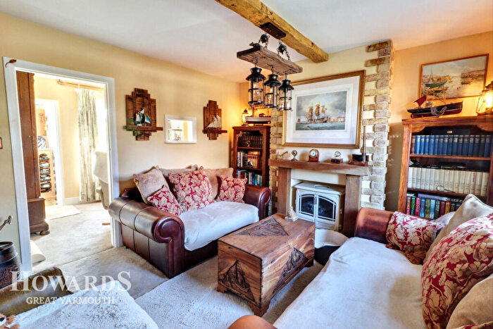 2 Bedroom End Of Terrace House For Sale In Clay Road, Caister-on-Sea, NR30