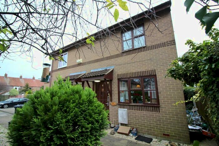 2 Bedroom Property For Sale In Bridges Court, Fishponds, Bristol, BS16