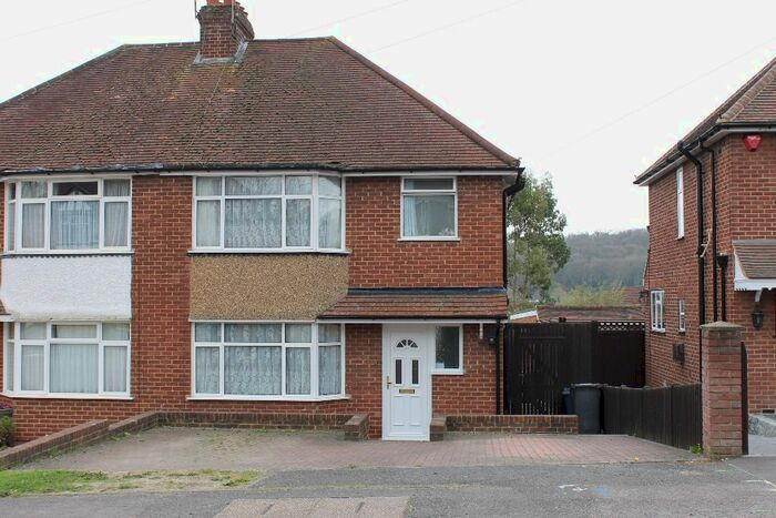 3 Bedroom Semi-Detached House To Rent In Guinions Road, High Wycombe, HP13