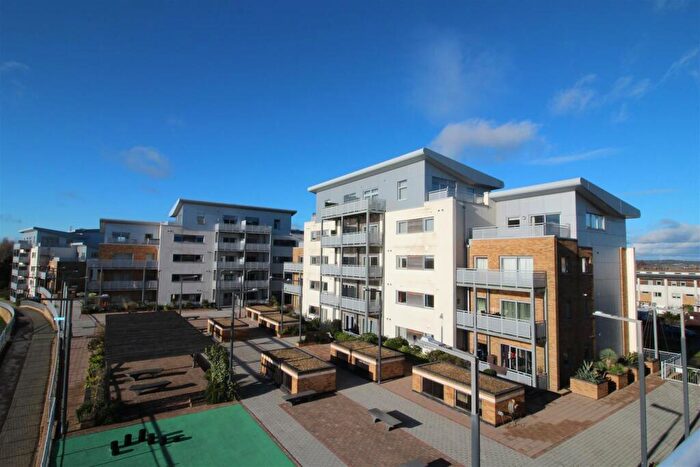 2 Bedroom Apartment To Rent In Stone Close, Poole, BH15