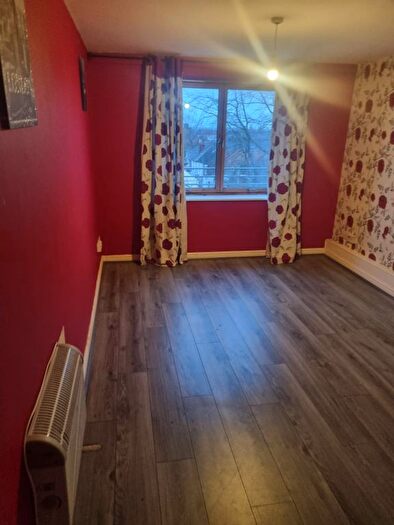 2 Bedroom Flat To Rent In Gomer Street, Willenhall, WV13