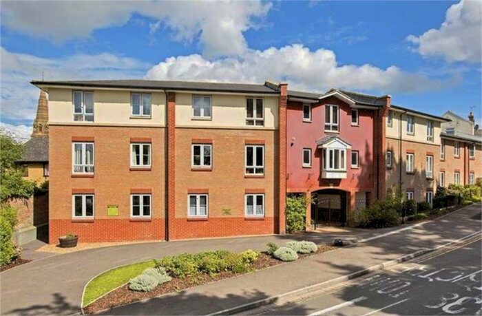 1 Bedroom Flat To Rent In Compass Hill, Taunton, TA1