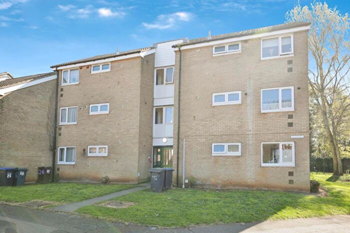 1 Bedroom Flat For Sale In Waingrove, Northampton, NN3
