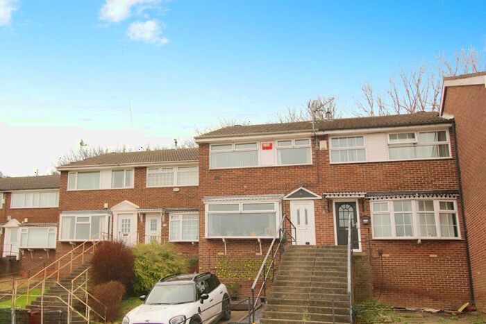 3 Bedroom End Of Terrace House To Rent In Ramshead Crescent, Leeds, West Yorkshire, LS14